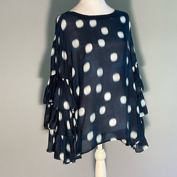 Chico's Size 2 Sheer Navy/Big White Polka Dots, Multi-Tiered Gathered Sleeves - Picture 15 of 16
